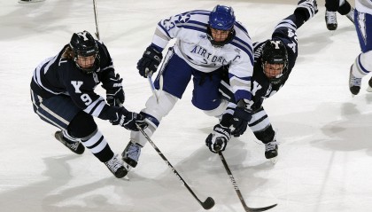 开云官方-青少年足球“导师制”创新试点，提升培训品质，青少年足球教练