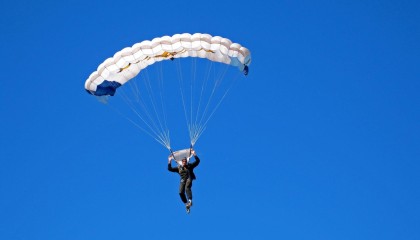 开云中国官网-《英雄联盟S15赛季，G2战队表现惊艳刷新纪录》，g2战队s11进msi了吗