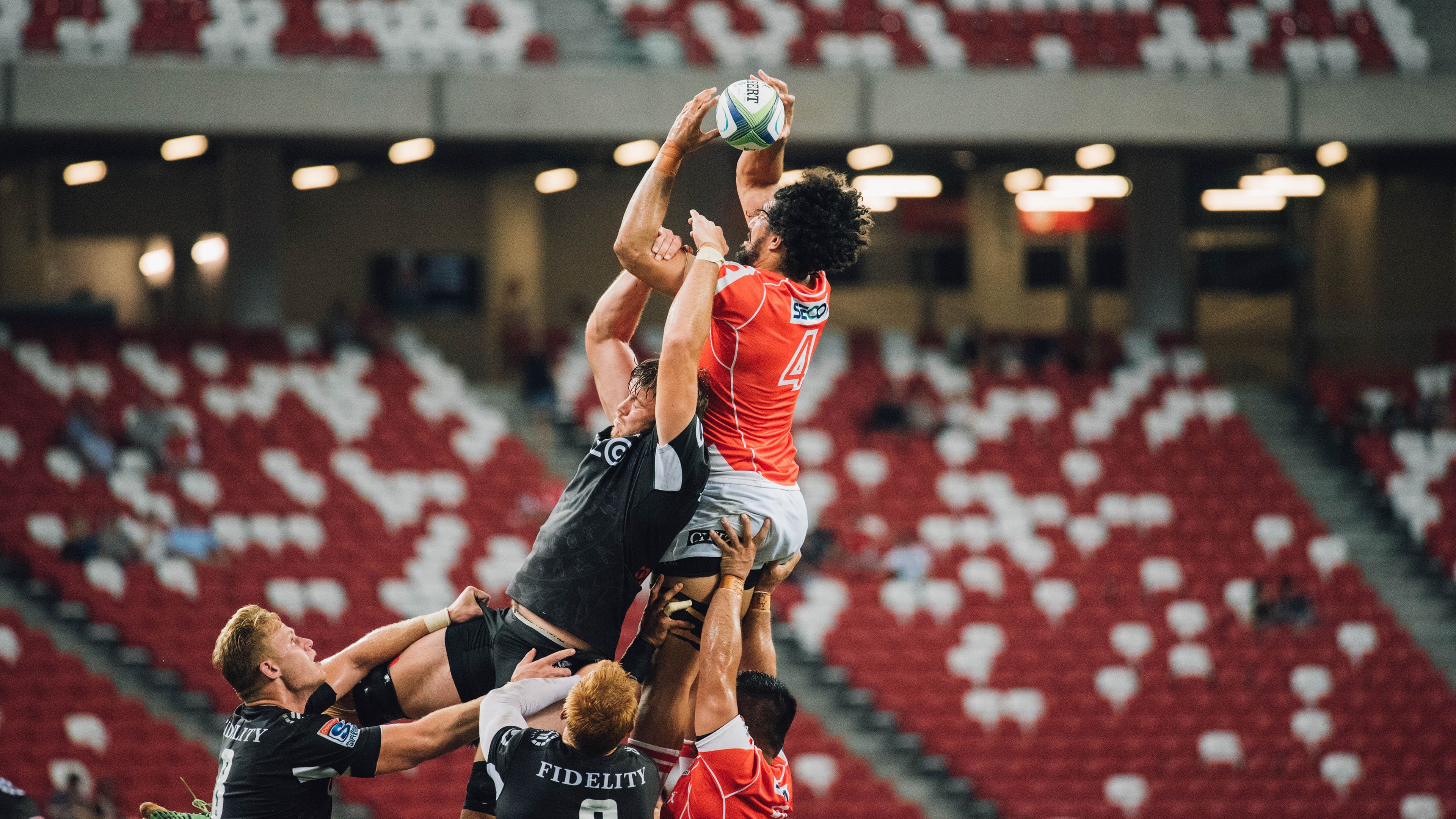 “战术预备：赛前布局的关键作用”，赛前准备阶段